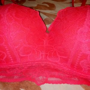 Vs  pink  bralette